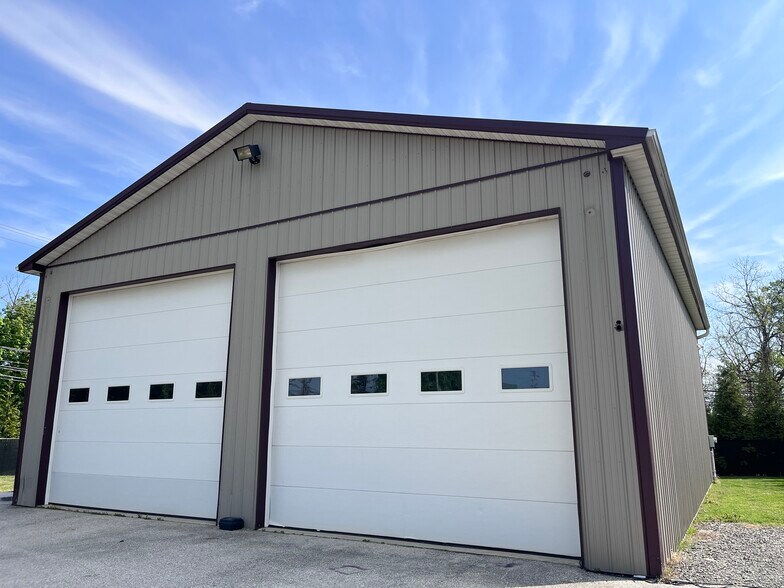 More Photos Of 403 Flint Hill Rd, King Of Prussia Warehouse For Lease