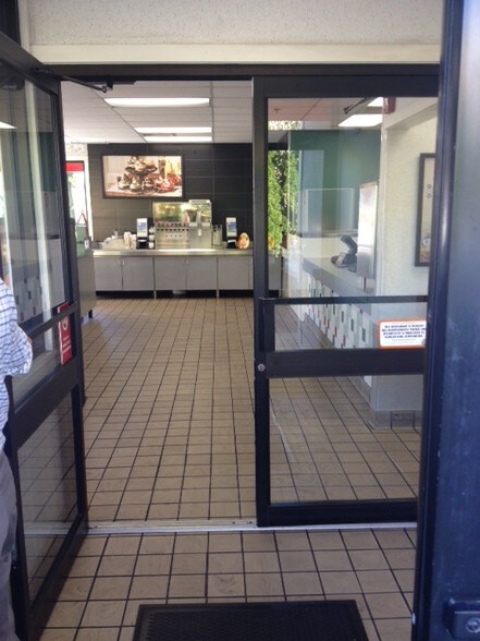 More Photos Of 480 Westport Ave, Norwalk Restaurant For Lease