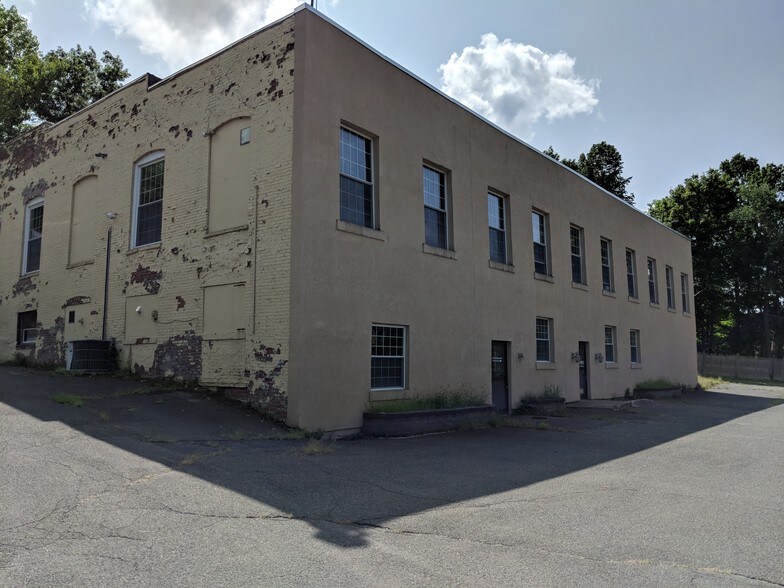 More Photos Of 630 7th Ave, Troy Warehouse For Sale