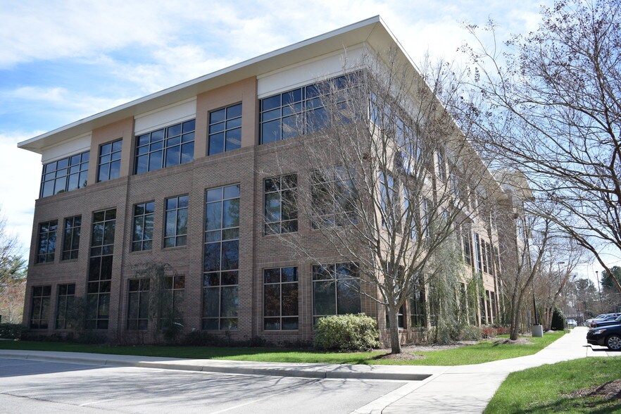 More Photos Of 7200 Creedmoor Rd, Raleigh Office For Lease