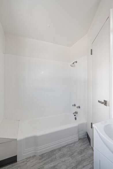 More Photos Of 2332-2334 California Street, San Francisco Apartments For Sale