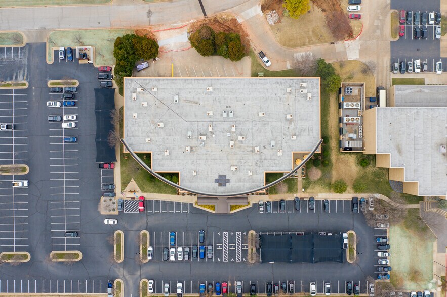 More Photos Of 3600 NW 138th St, Oklahoma City Medical For Lease