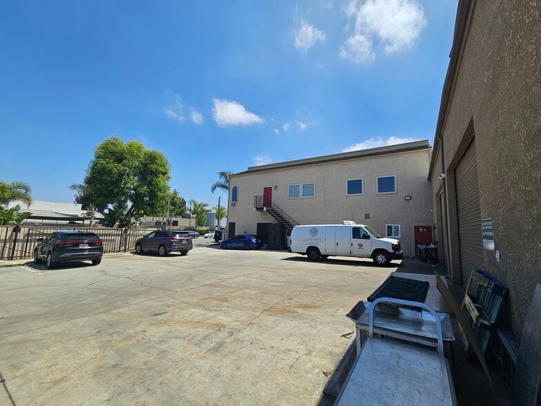 More Photos Of 8891 Watson St, Cypress Office For Sale