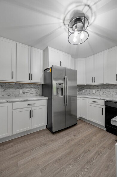 More Photos Of 454 Big Hill Ave, Richmond Office Residential For Sale