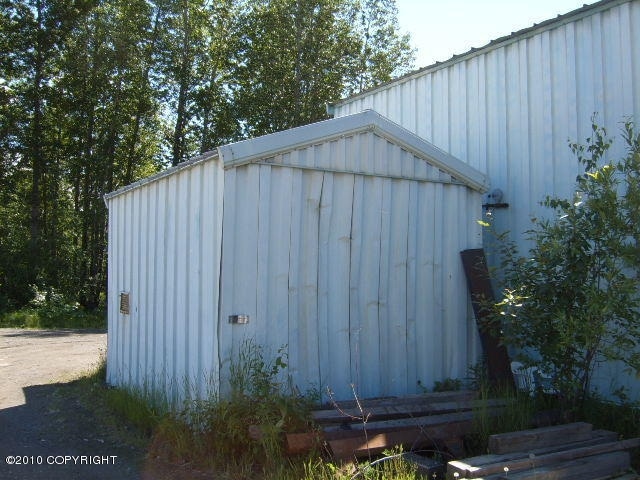 More Photos Of 2014 N Post Rd, Anchorage Warehouse For Sale