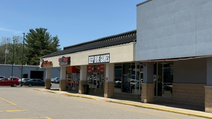 More Photos Of 906-920 E State St, Athens Storefront For Lease