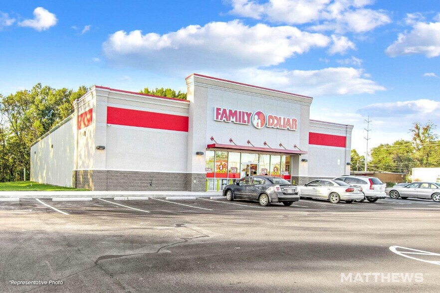 More Photos Of 113 Main St S, Bethune General Retail For Sale