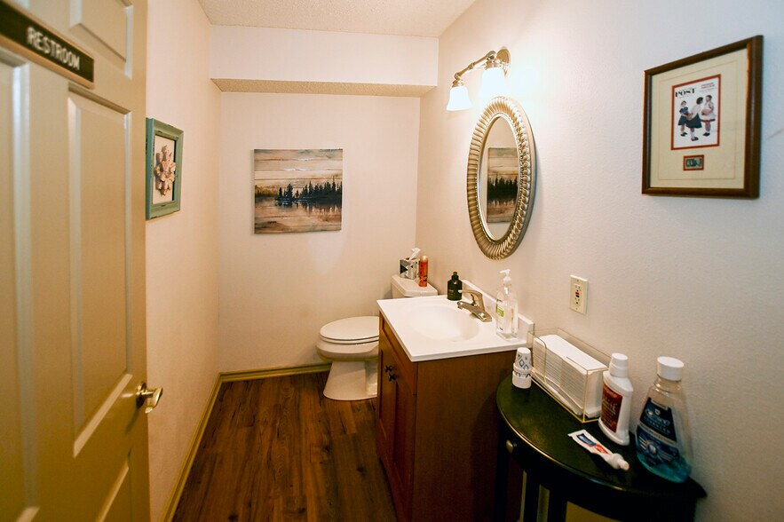 More Photos Of 2700 Brown Trl, Bedford Office For Sale