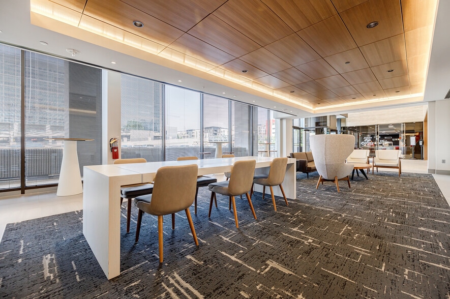 More Photos Of 900 Circle 75 Pky SE, Atlanta Office For Lease