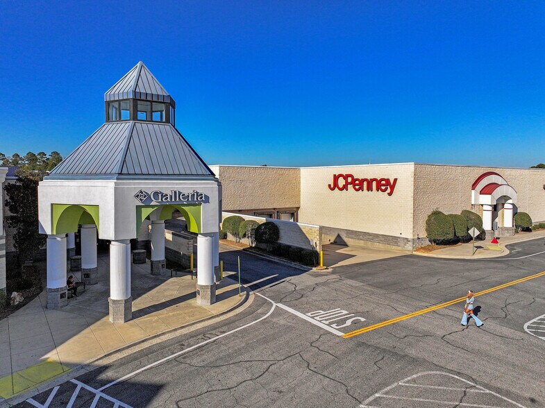 More Photos Of 2922-2930 Watson Blvd, Centerville Storefront For Lease