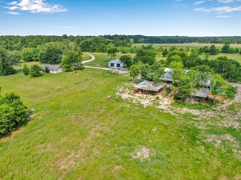 More Photos Of 880 Tafelski Rd, New Waverly Land For Sale