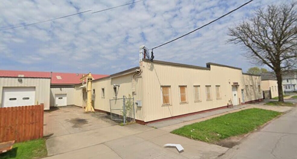 More Photos Of 1410 Lincoln Ave, Utica Manufacturing For Sale