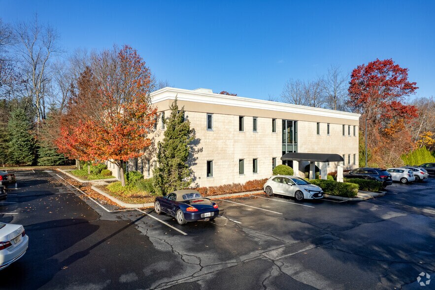 More Photos Of 614 George Washington Hwy, Lincoln Office For Lease
