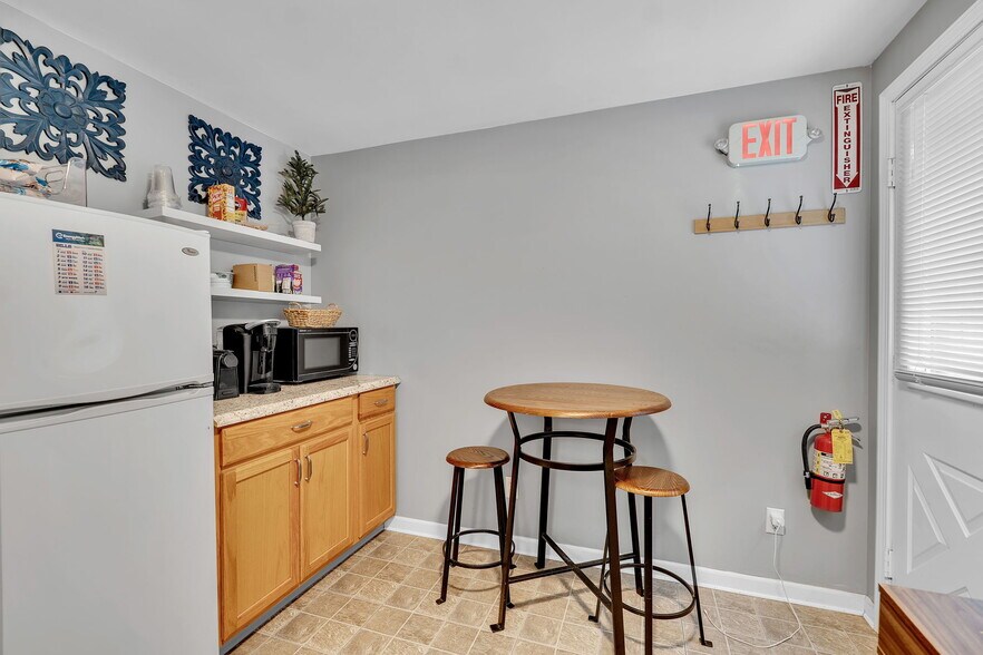 More Photos Of 6575 Transit Rd, East Amherst Storefront Retail Office For Sale