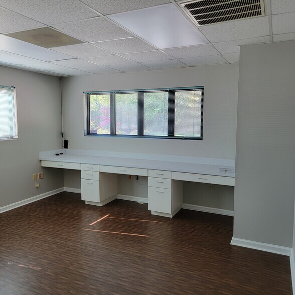 More Photos Of 2907 Kerry Forest Pky, Tallahassee Medical For Lease