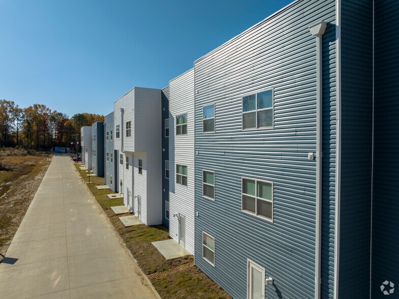 More Photos Of 45 Spectra Dr, Starkville Apartments For Sale