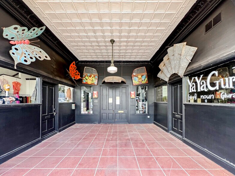 More Photos Of 1305 S 1st St, Abilene General Retail For Sale