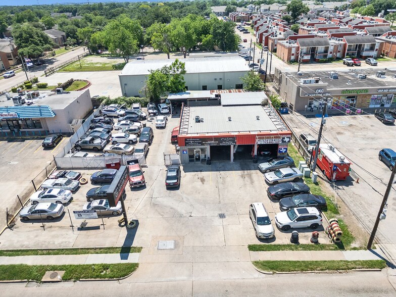 Primary Photo Of 10090 S Gessner Rd, Houston General Retail For Sale
