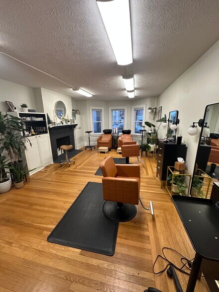 More Photos Of 224 Whiting Ln, West Hartford Office For Lease