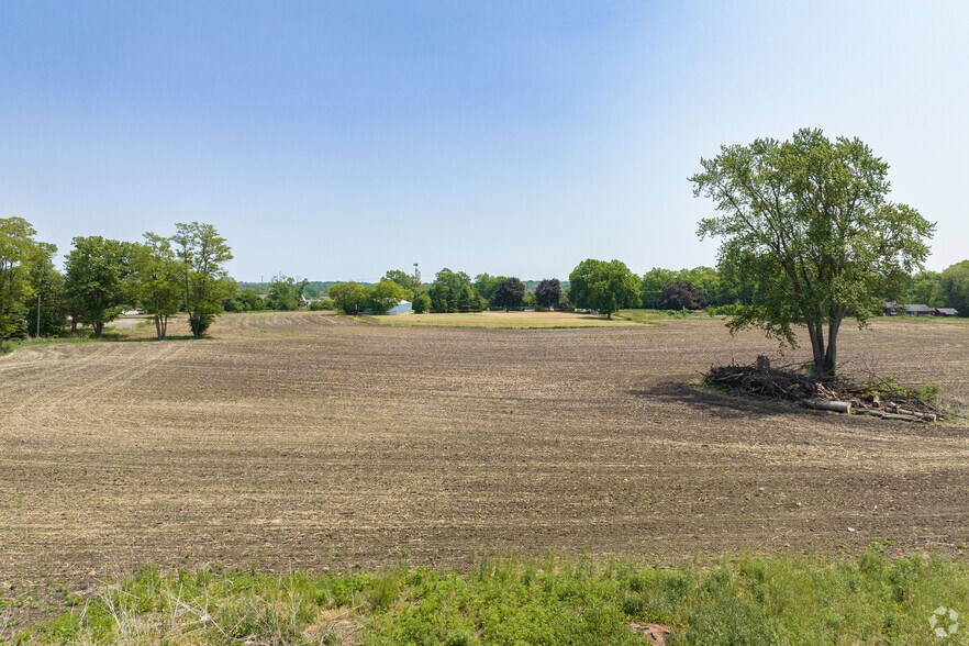 More Photos Of Interstate 94, Gurnee Land For Sale