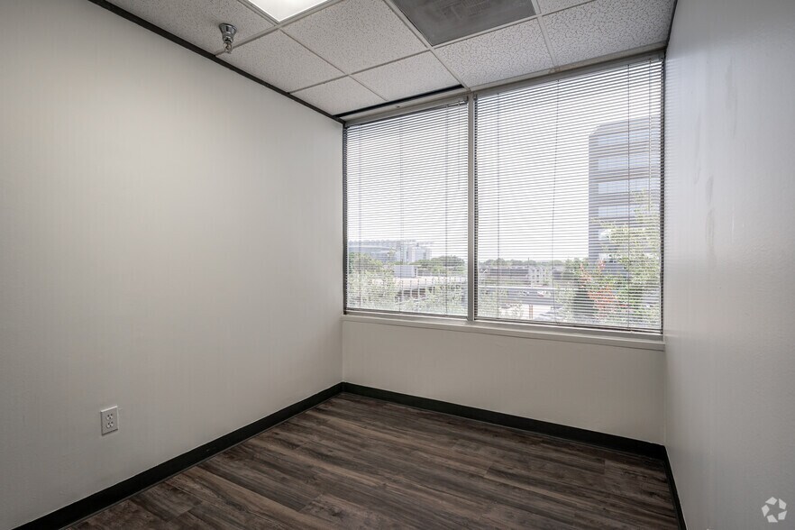 More Photos Of 2646 S Loop W, Houston Medical For Lease