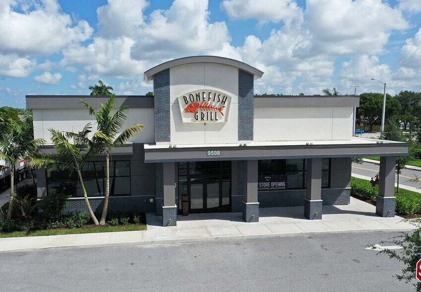 More Photos Of State Rd 7 & Glades Rd, Boca Raton Unknown For Lease