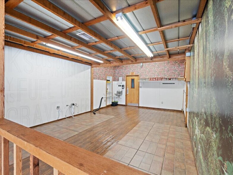 More Photos Of 10730 Camp Mack Rd, Lake Wales Storefront Retail Residential For Sale