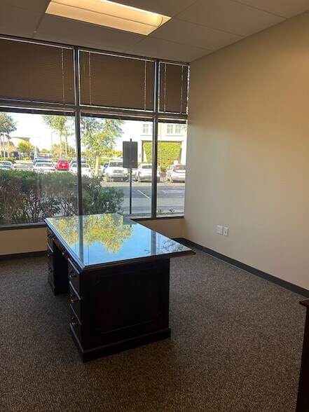 More Photos Of 2450 S Gilbert Rd, Chandler Office For Lease