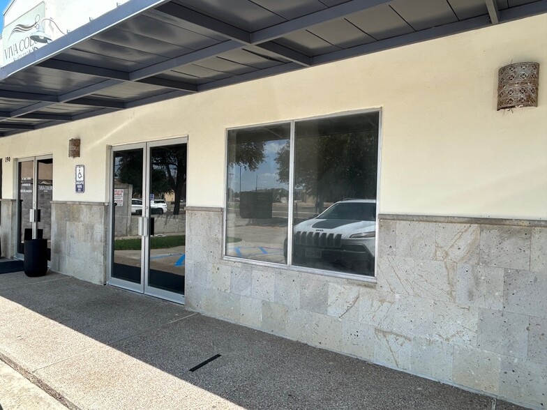 More Photos Of 9803 Sterling Loop, Laredo Storefront Retail Office For Sale