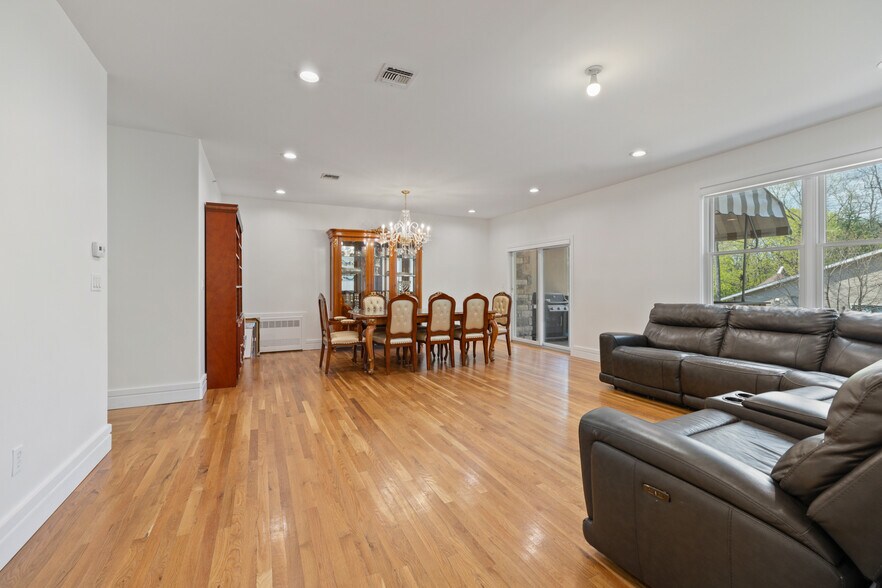 More Photos Of 68 Main St, Monsey Apartments For Sale