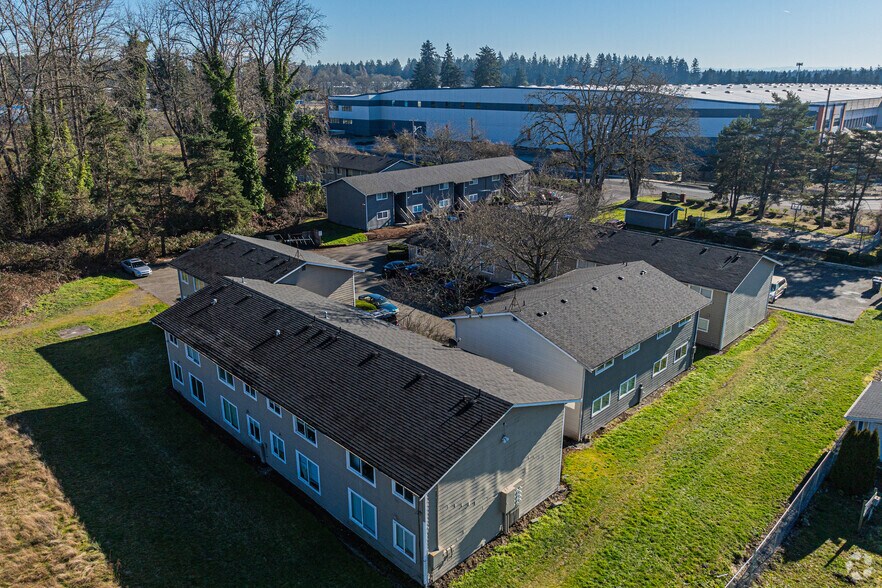 More Photos Of 7515 146th St SW, Lakewood Multifamily For Sale