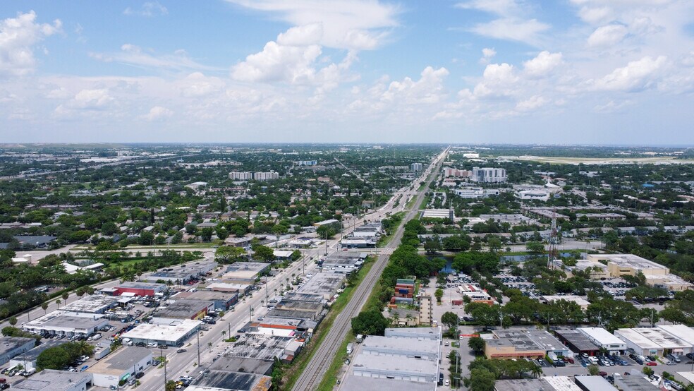 More Photos Of 241 SW 6th St, Pompano Beach Freestanding For Sale