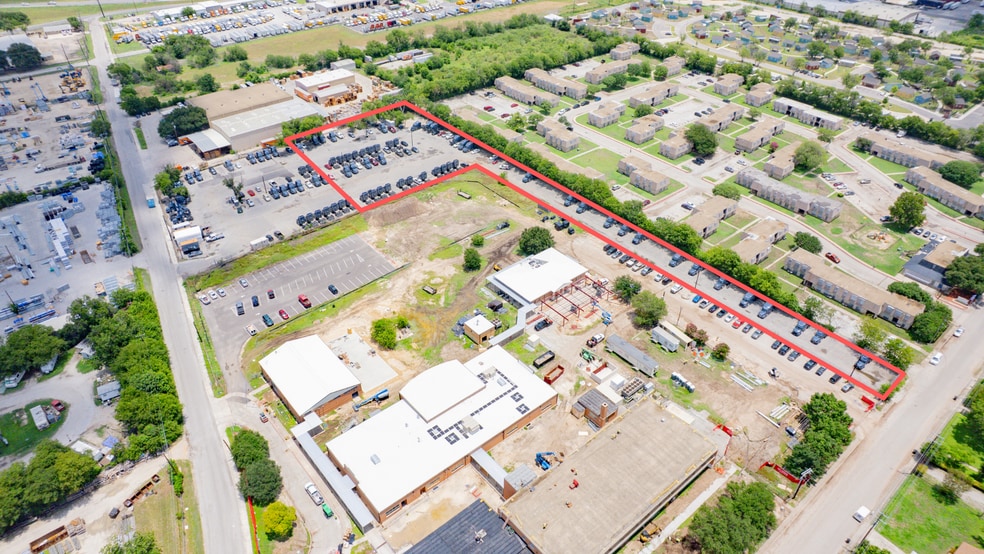 More Photos Of 302 Springfield Rd, San Antonio Land For Lease
