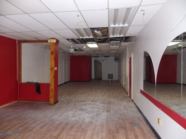 More Photos Of 1041 Tremont St, Boston Apartments For Lease