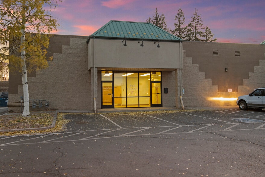 More Photos Of 963 W Route 66, Flagstaff Freestanding For Lease