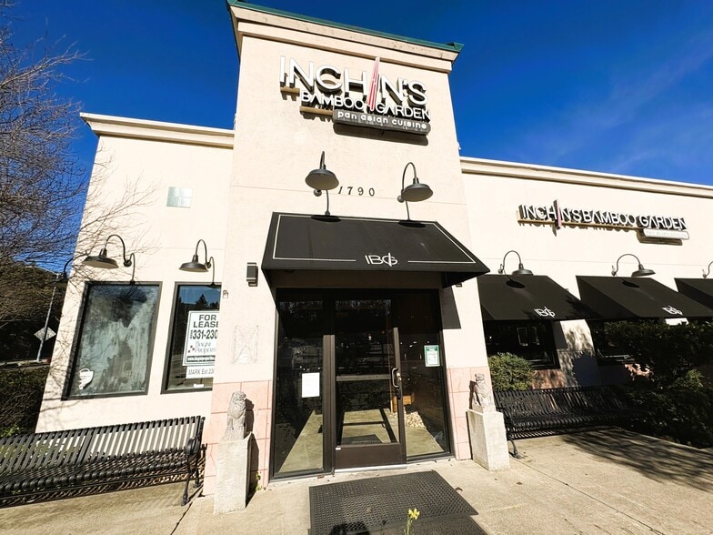 More Photos Of 17900 San Ramon Valley Blvd, San Ramon Restaurant For Lease