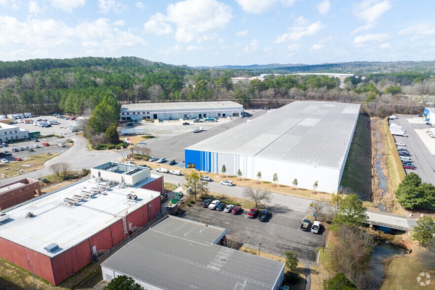 More Photos Of 280 Oxmoor Ct, Birmingham Distribution For Lease