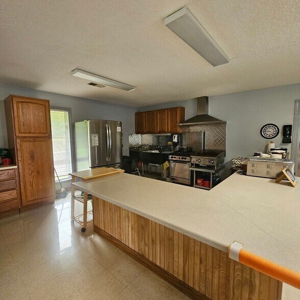 More Photos Of 1000 N 42nd St, Mount Vernon Religious Facility For Sale