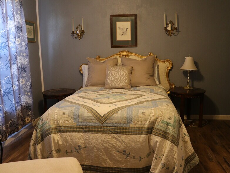 More Photos Of 200 S California St, Dorris Hospitality For Sale