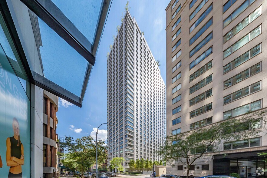 More Photos Of 211 E 70th St, New York Apartments For Lease