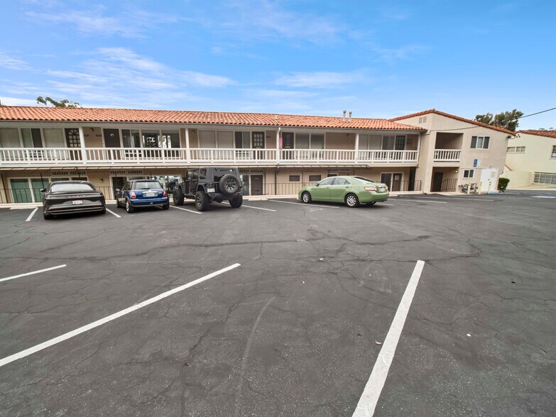 More Photos Of 316-348 Tejon Pl, Palos Verdes Estates Storefront Retail Office For Sale