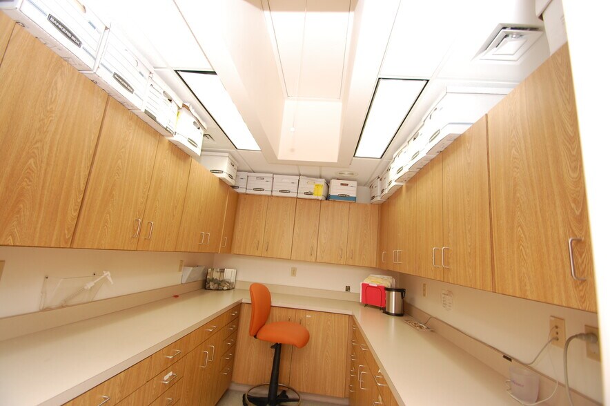 More Photos Of 105 W Houghton Ave, West Branch Medical For Sale