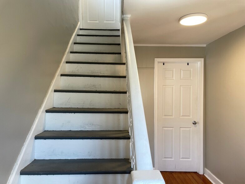 More Photos Of 57 E Garrison St, Bethlehem Apartments For Sale