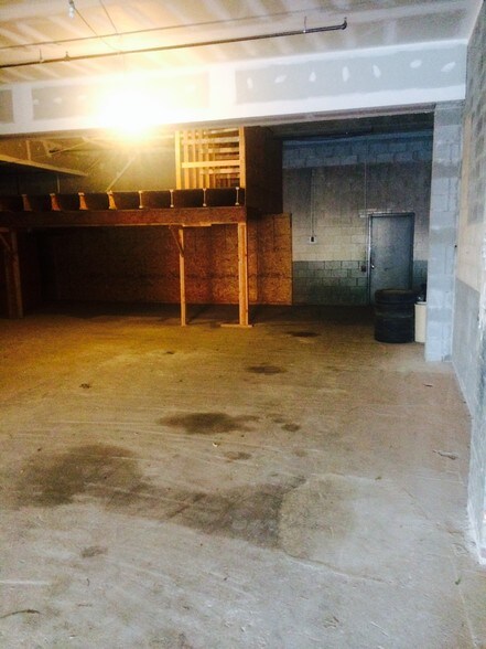 More Photos Of 210-212 Trumbull St, Elizabeth Apartments For Sale