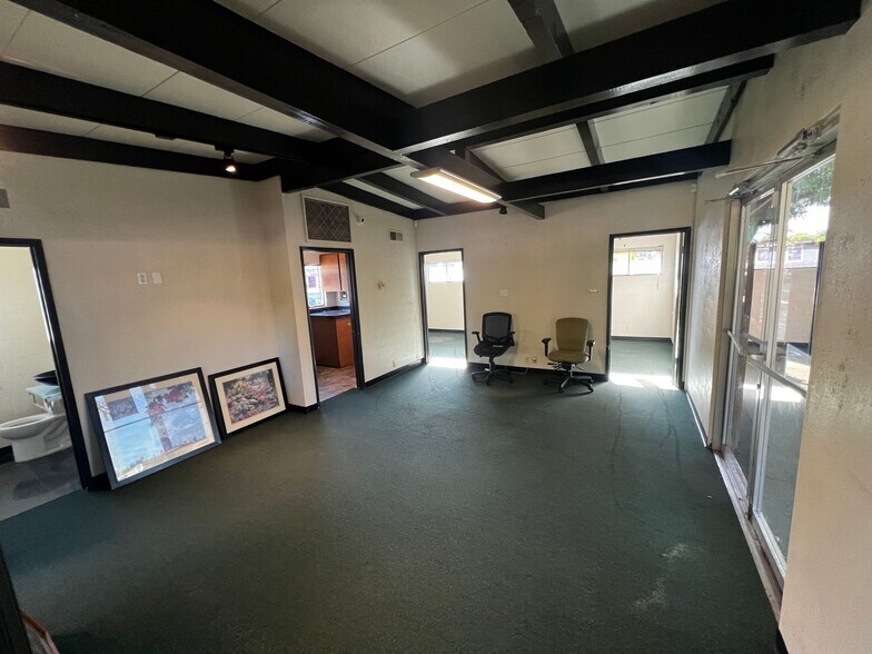 More Photos Of 610 Cypress Ave, Redding Loft Creative Space For Sale