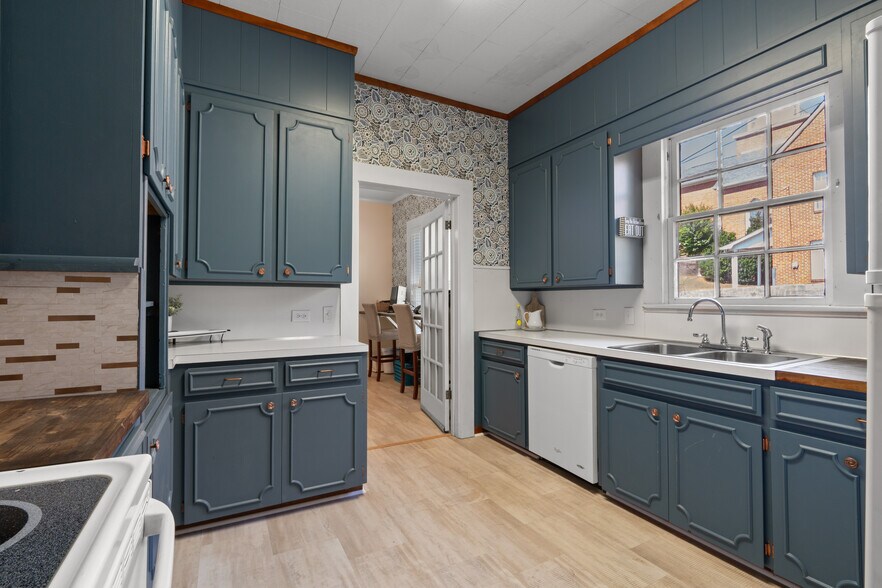 More Photos Of 104 W Broad St, Wedowee Medical For Sale