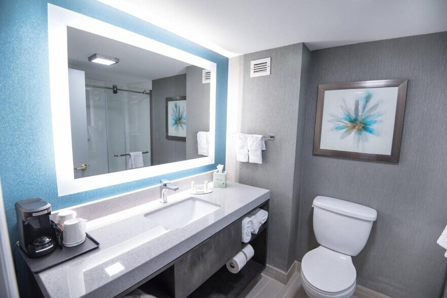 More Photos Of 1255 Walker Ave, East Point Hotel For Sale