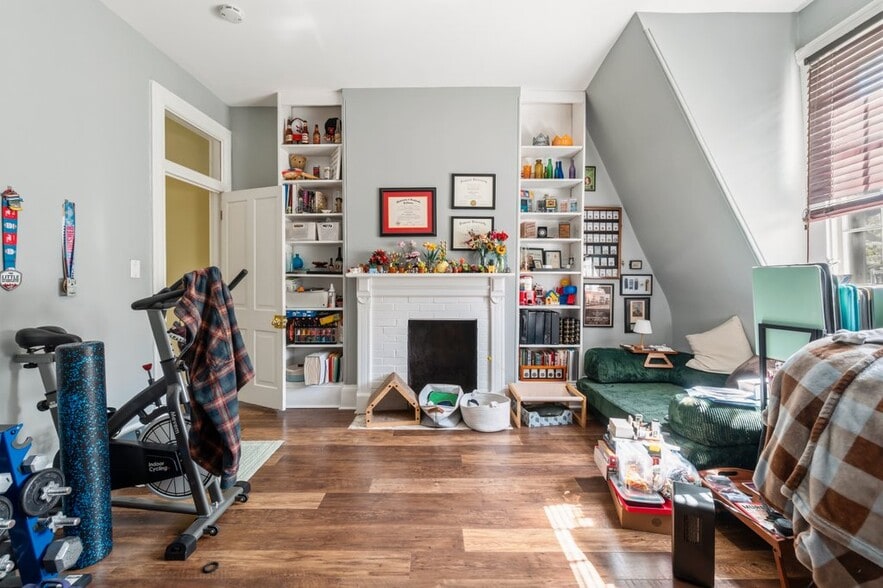 More Photos Of 1215 John St, Baltimore Multifamily For Sale