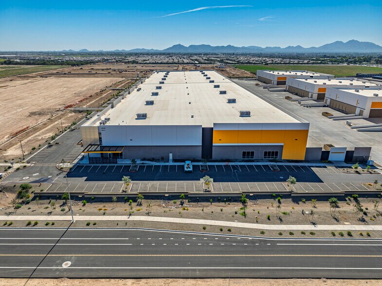 More Photos Of SEC Ellsworth Road & Pecos Rd, Mesa Warehouse For Lease
