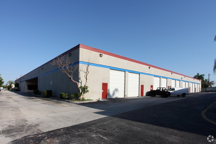 More Photos Of 10190-10300 NW 47th St, Sunrise Light Distribution For Lease